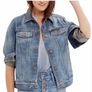 Madewell The Jean Jacket Ellery Wash Size Medium Distressed Denim Style C1778